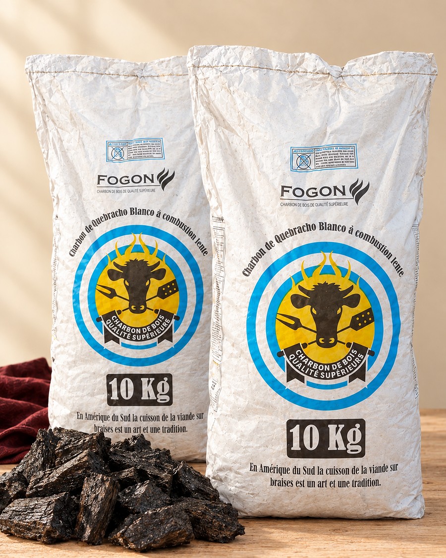 Dos sacos de 10 kg de carbón de quebracho blanco